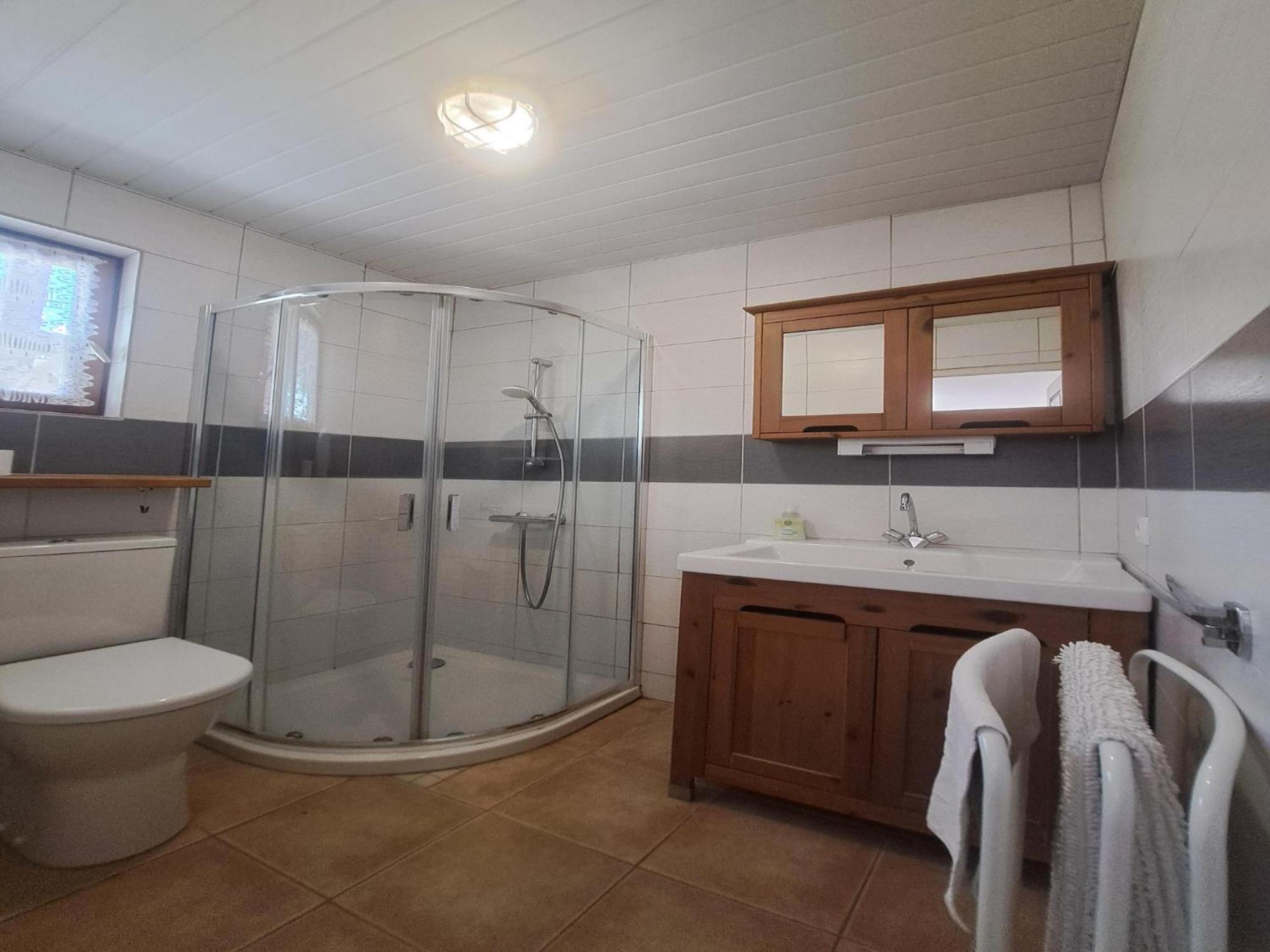 Appealing Apartment In Vezac With Swimming Pool بيناك إي كازوناك المظهر الخارجي الصورة