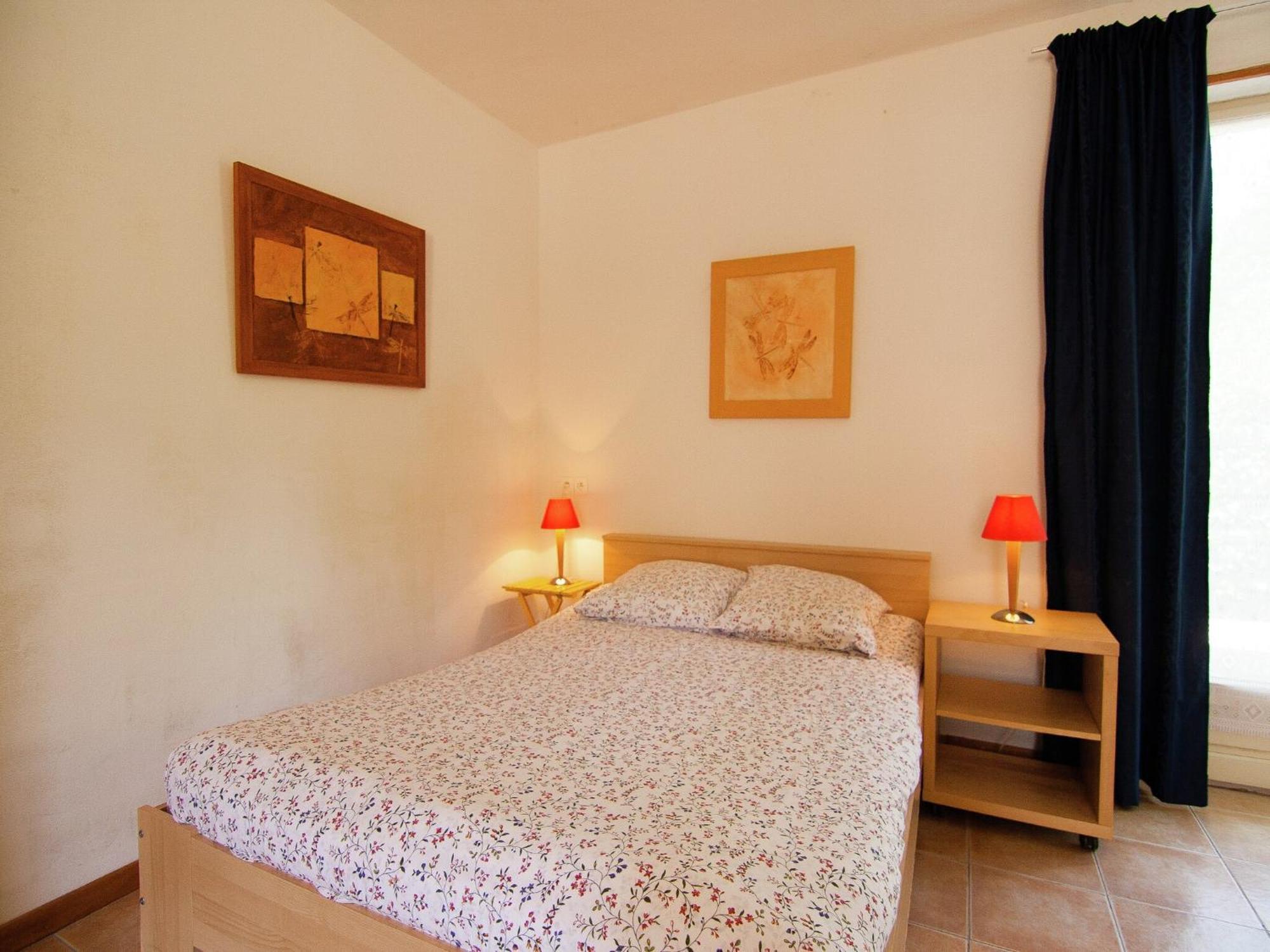 Appealing Apartment In Vezac With Swimming Pool بيناك إي كازوناك المظهر الخارجي الصورة